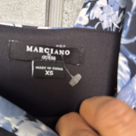 NWOT Floral Marciano by Guess Peplum - Picture 2 of 5